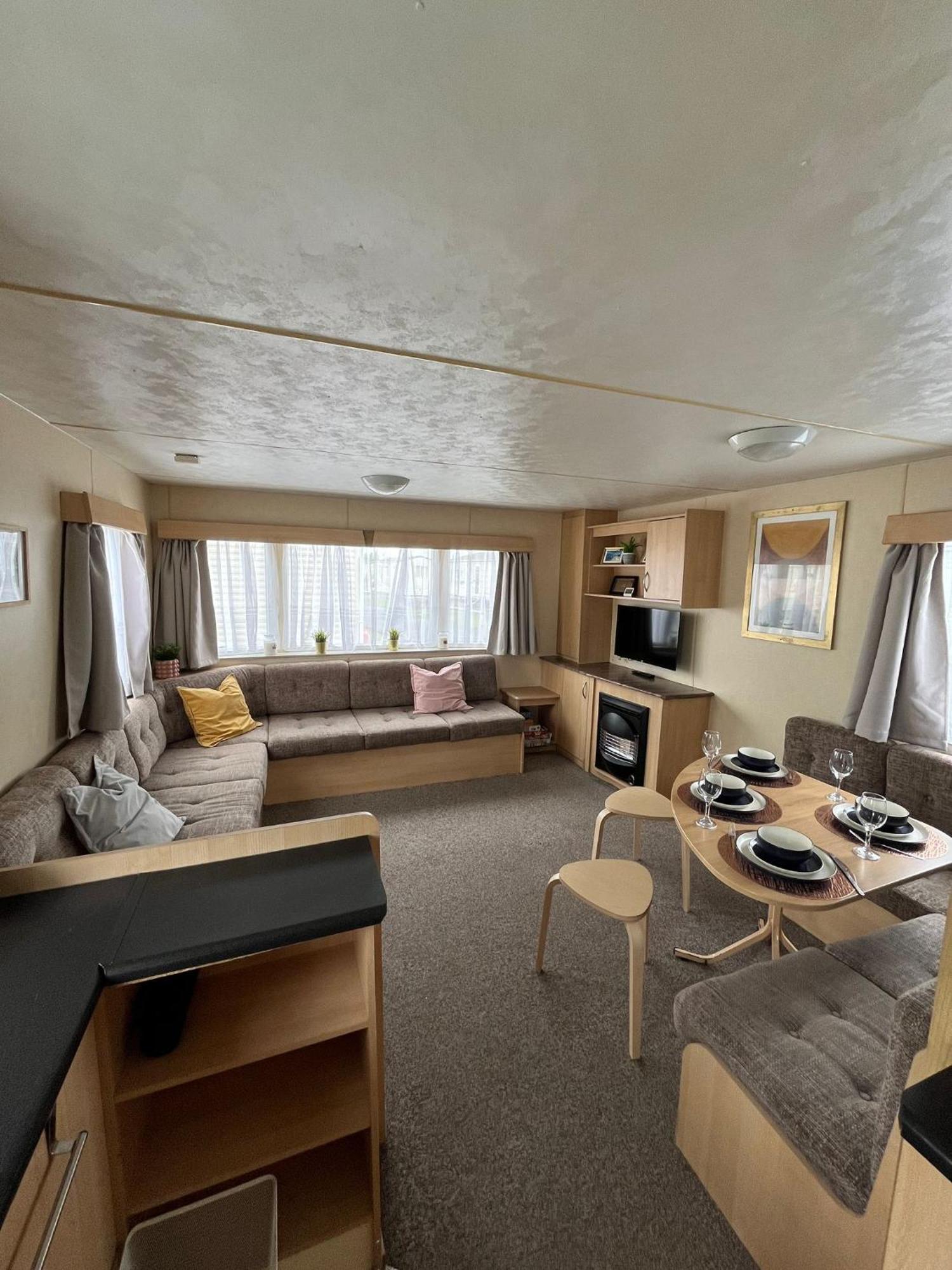 Campsite 8 Berth At St Osyth